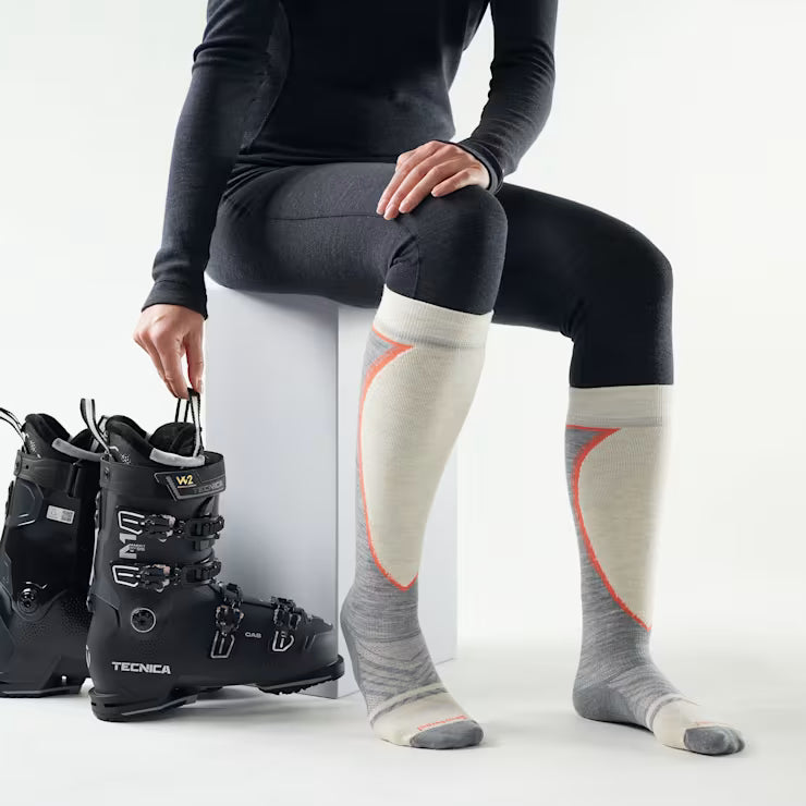Smartwool Merino - Women's Ski Extra Stretch Over The Calf Socks - Image 2