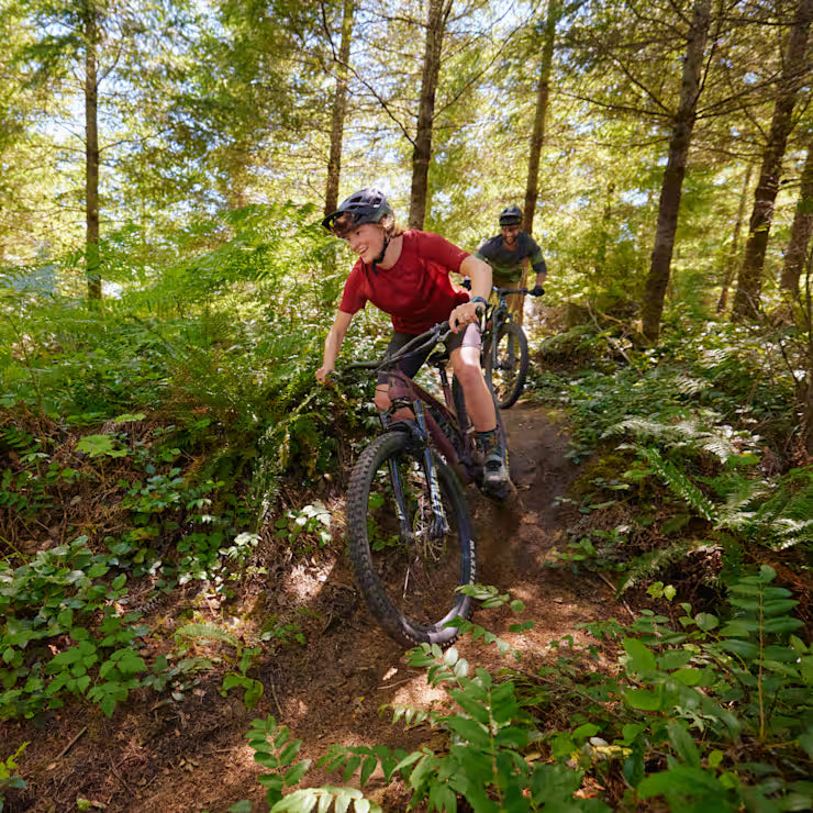 Smartwool Merino - Women's Mountain Bike Short Sleeve Jersey - Image 5